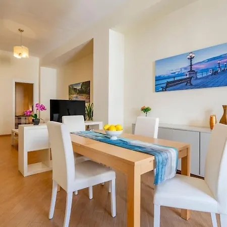 Carlotta - Italian Living * Барі