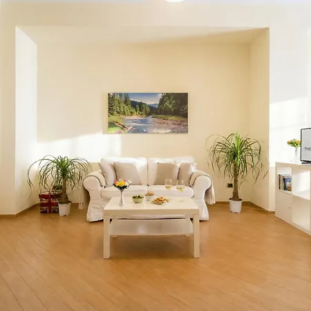 Carlotta - Italian Living *