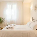 Carlotta - Italian Living Apartmán Bari