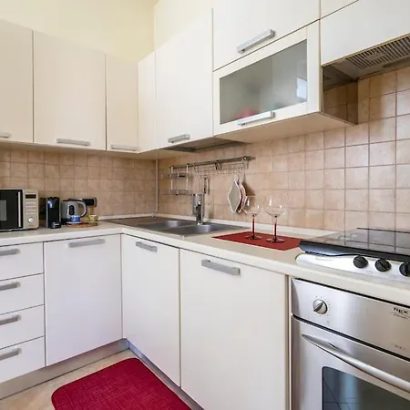 Carlotta - Italian Living *