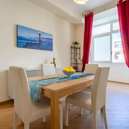 Carlotta - Italian Living * Bari